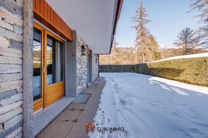 1749 – Appartement 5.5 pièces – 7700 CHF – 260 m²