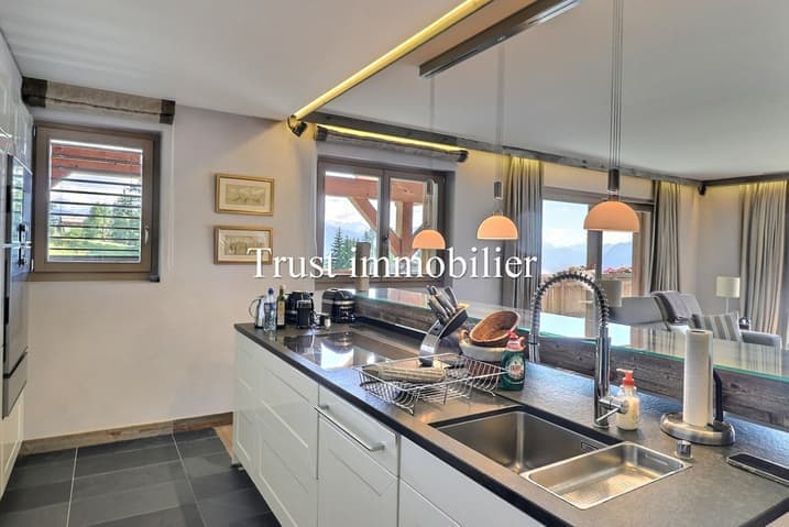 2103 – Appartement 4.5 pièces – 235 m²