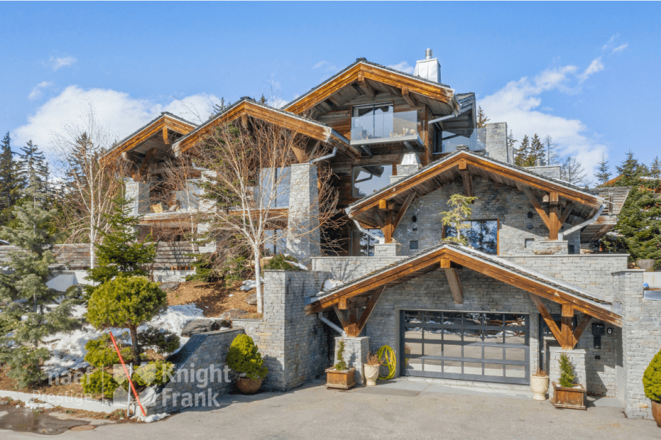 646 – Maison 13.5 pièces – 1508m²