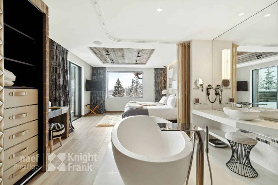 646 – Maison 13.5 pièces – 1508m²