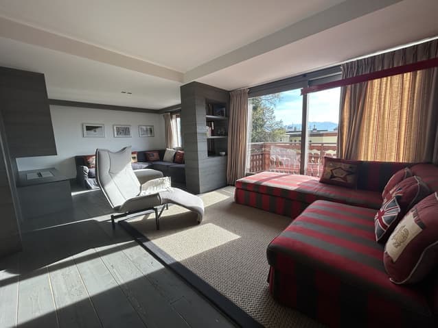 1725 – Appartement 4 pièces –  2450 CHF –