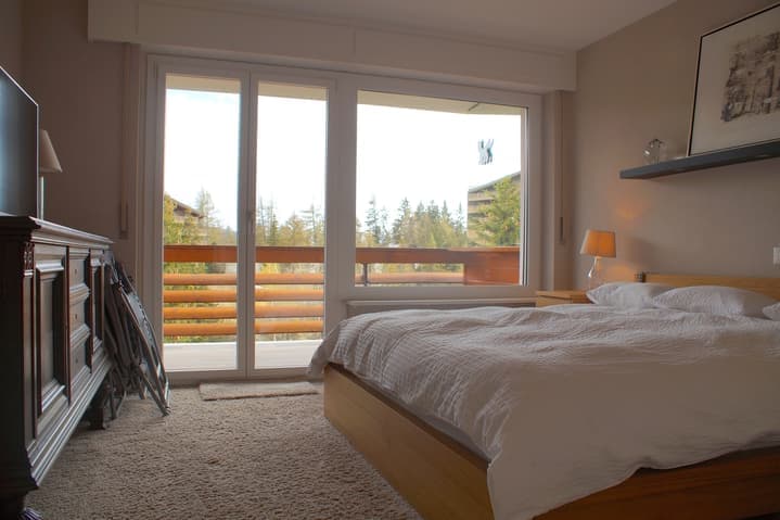 447 – Appartement 4 pièces – 2500 CHF