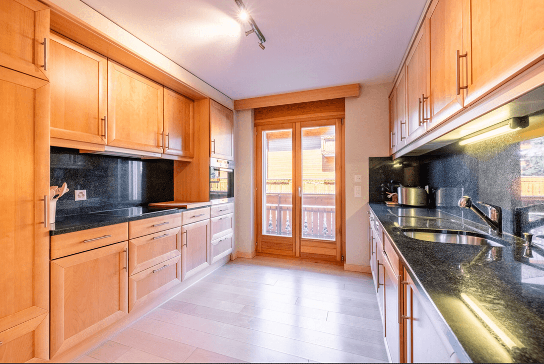 707 – Appartement 4.5 pièces – 2450000 CHF – 160 m²