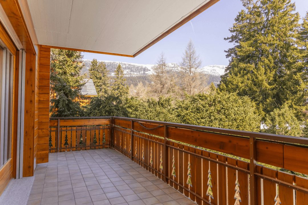 707 – Appartement 4.5 pièces – 2450000 CHF – 160 m²