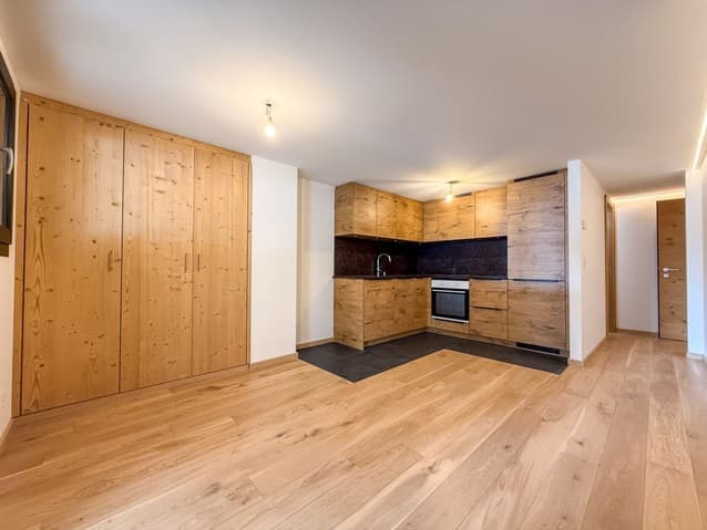 707 – Appartement 4.5 pièces – 2450000 CHF – 160 m²