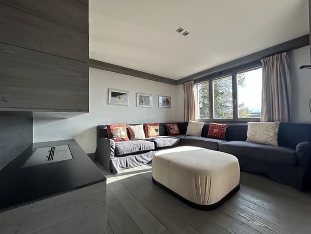 1725 – Appartement 4 pièces –  2450 CHF –