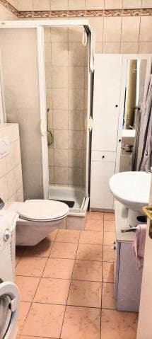 669 – Appartement 2 pièces – 550000 CHF – 71 m²