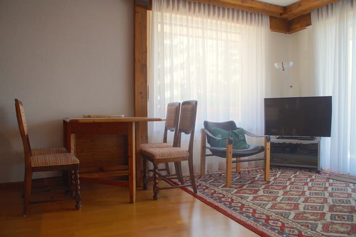 425 – Appartement 4 pièces – 2100 CHF