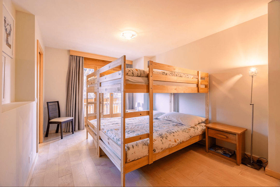 707 – Appartement 4.5 pièces – 2450000 CHF – 160 m²