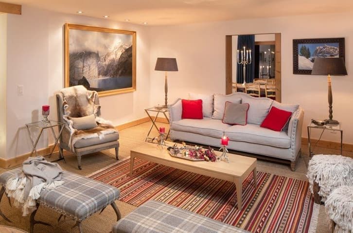 489 – Maison 10 pièces – 8400CHF – 300m²