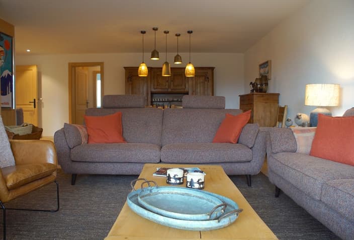 488 – Appartement 4 pièces – 3150CHF – 127m²