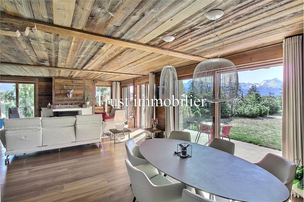 811 – Appartement 4.5 pièces –  3100000CHF – 176.9m²