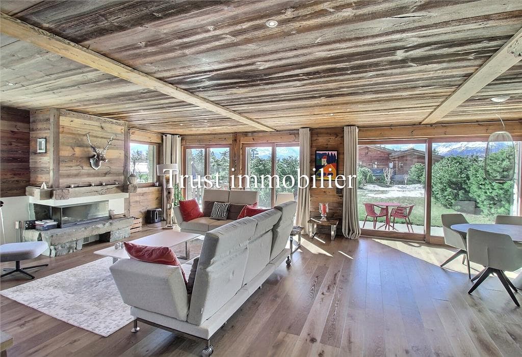 811 – Appartement 4.5 pièces –  3100000CHF – 176.9m²