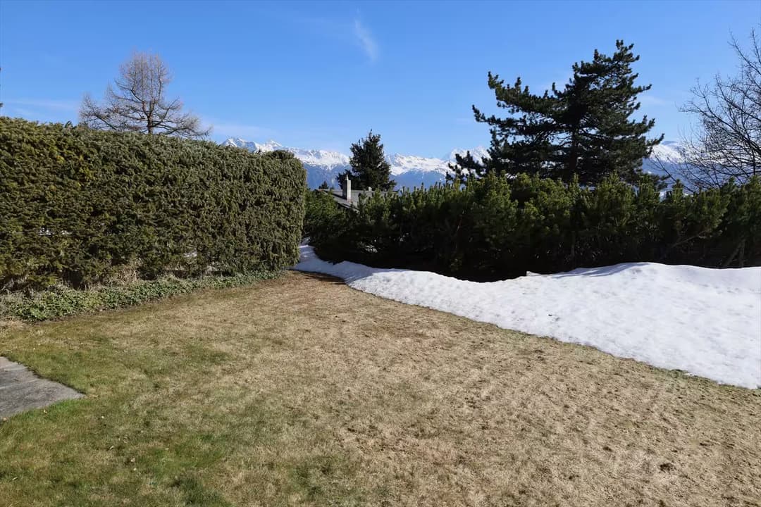 546 – Appartement  3.5 pièces  3300CHF –  100m²