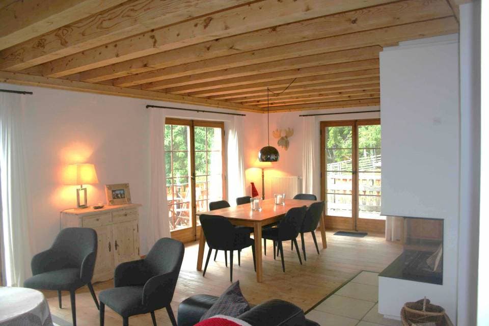 796 – Maison 6.5 pièces – 2200000 CHF – 250 m²