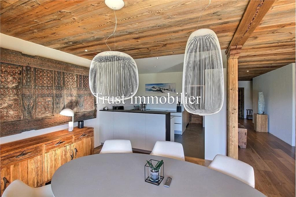 811 – Appartement 4.5 pièces –  3100000CHF – 176.9m²