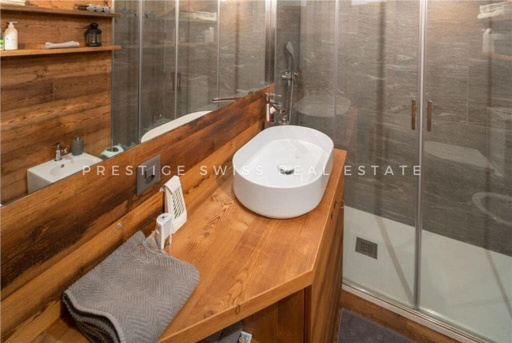812 – Appartement 3 pièces – 715000CHF – 65m²