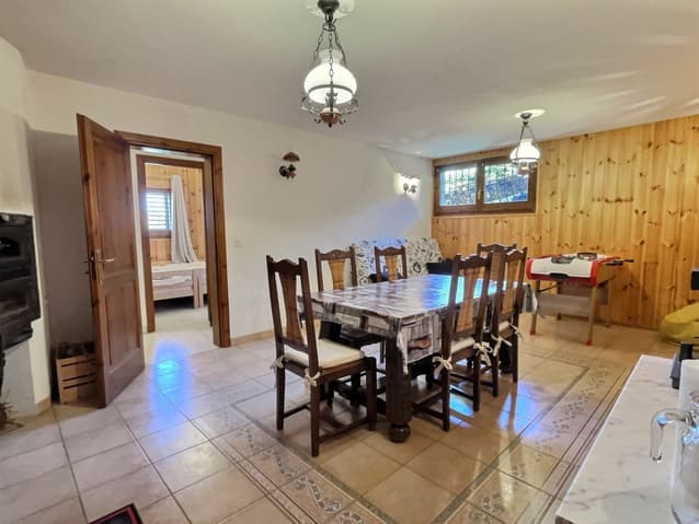 882 – Maison  – 6.5pièces  -750000CHF –  151 m²