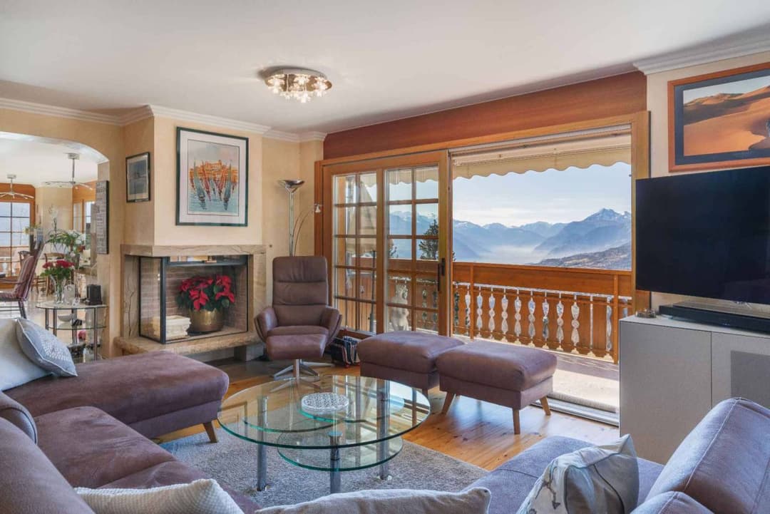 850 – Appartement 6.5 pièces – 3450000CHF – 327m²