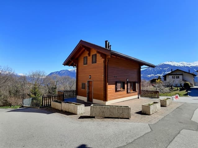 882 – Maison  – 6.5pièces  -750000CHF –  151 m²