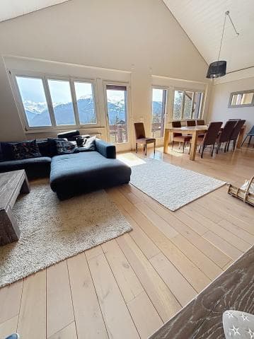 876 – Appartement 5.5 pièces – 135 m²