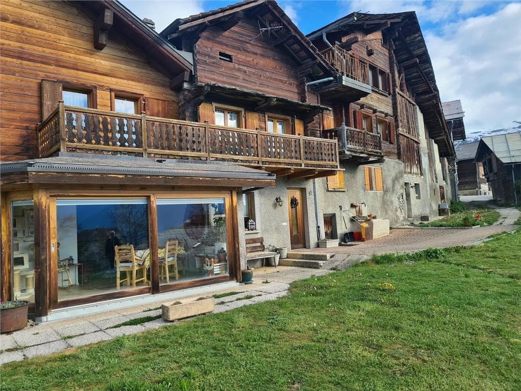 878 -Maison -6pièces –  1950000CHF