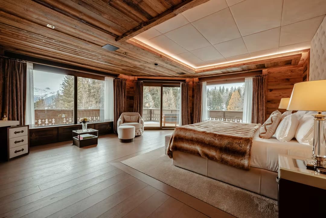 622 – Maison 18 pièces – 110000CHF – 4670m²