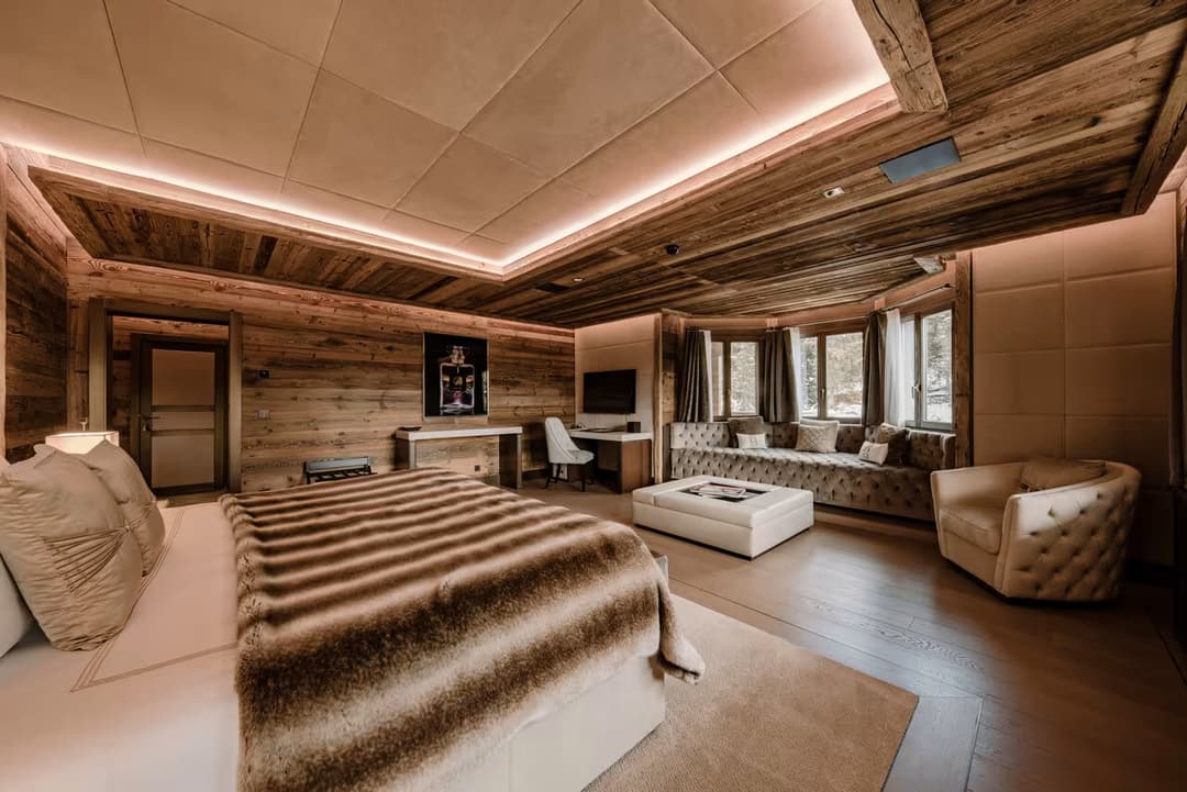 622 – Maison 18 pièces – 110000CHF – 4670m²