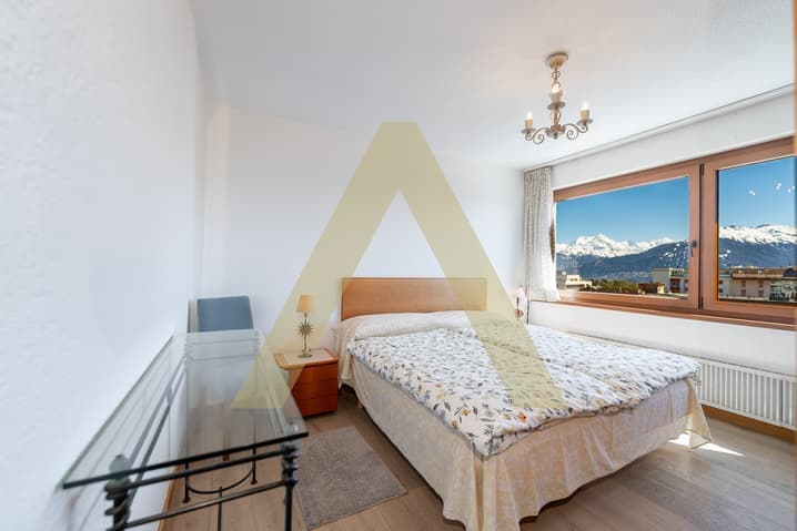 866 – Appartement – 5.5pièces – 3730000CHF – 190m²