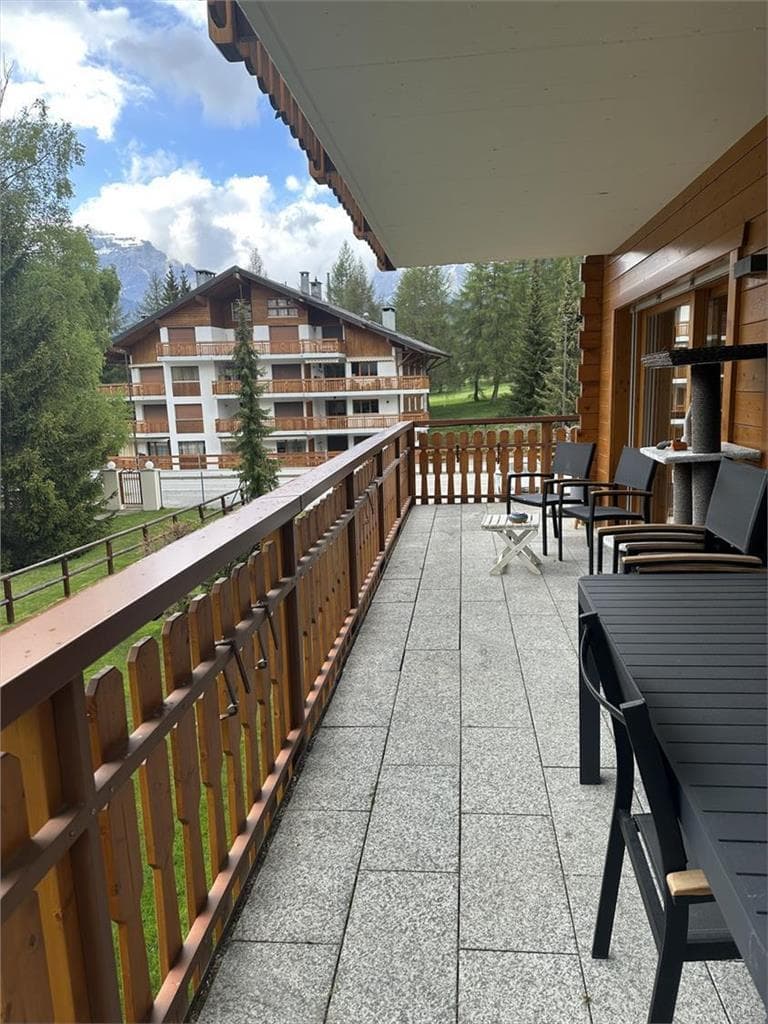 641 – Appartement 3.5 pièces – 2100 CHF – 80 m²