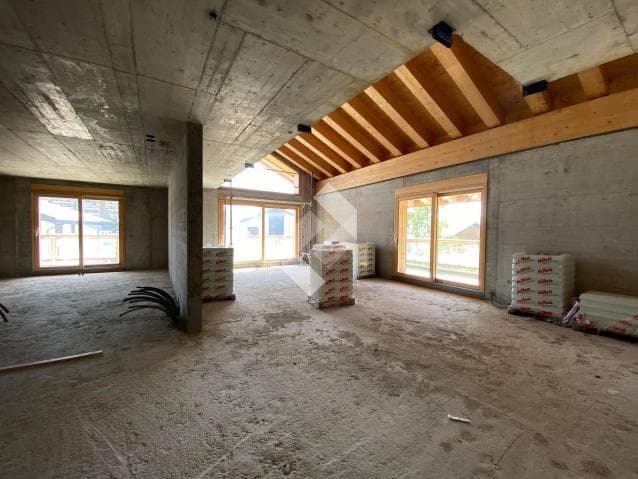 896 – Appartement 4.5 pièces – 4300000 CHF – 271 m²