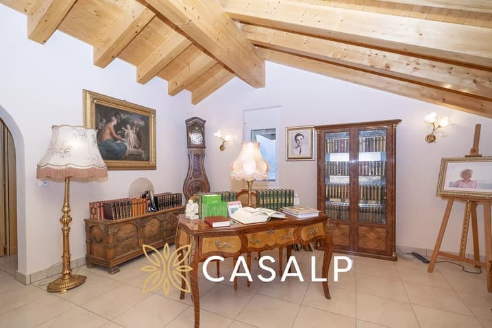 923 – Maison 11 pièces – 5950000 CHF – 515 m²