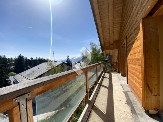 896 – Appartement 4.5 pièces – 4300000 CHF – 271 m²