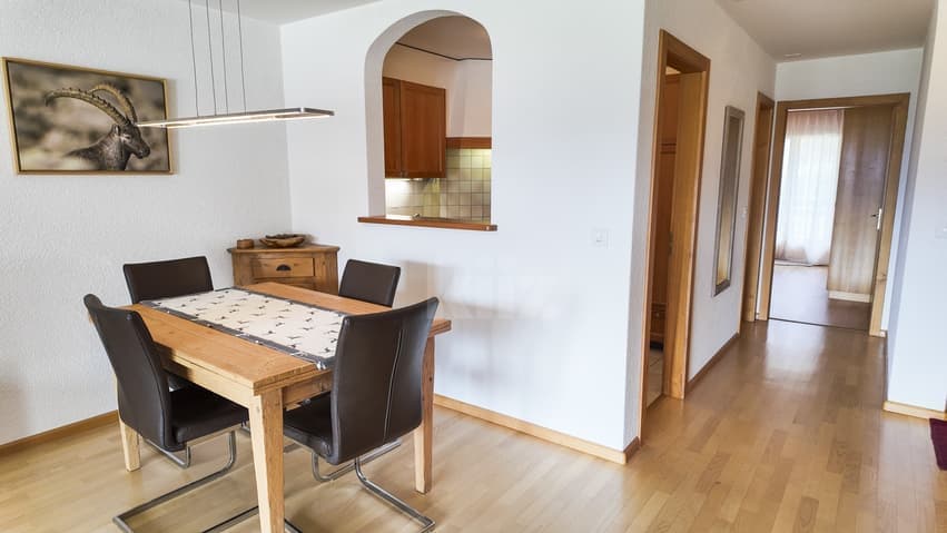 892 – Appartement 3.5 pièces – 780000 CHF – 94 m²