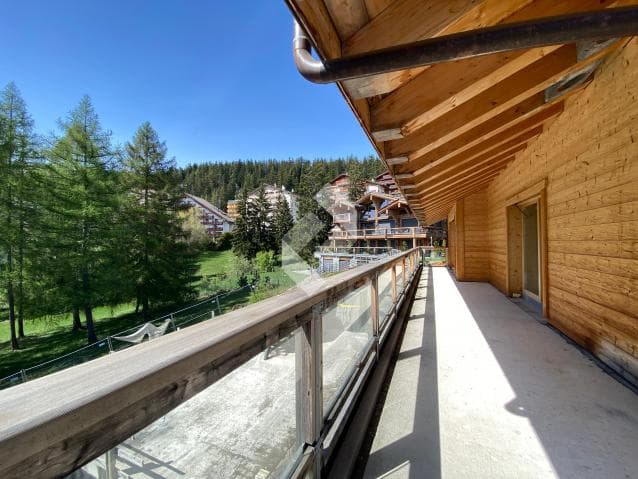 896 – Appartement 4.5 pièces – 4300000 CHF – 271 m²