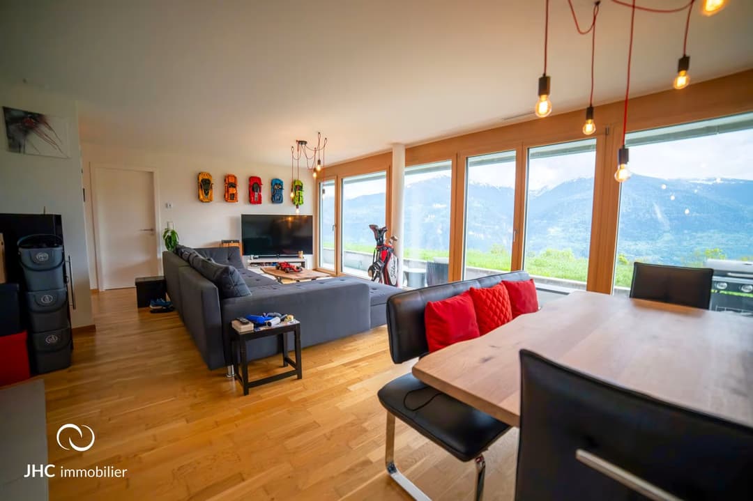 815 – Appartement 2.5 pièces – 1650CHF – 70m²