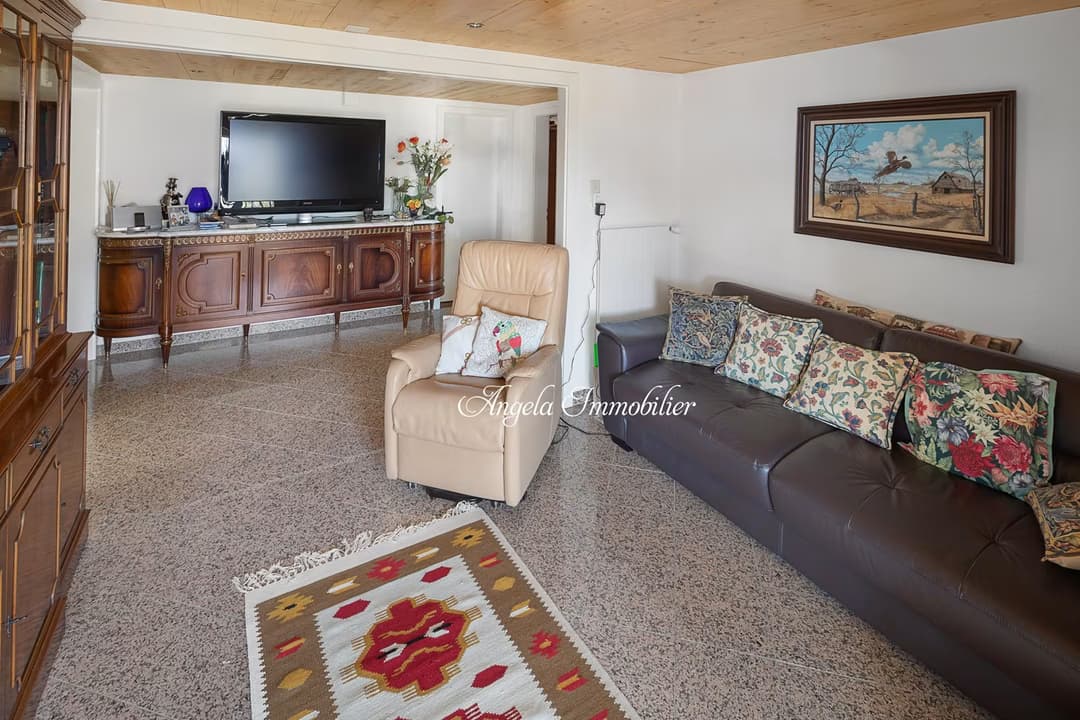 1018 -Maison – 5pièces – 4950000CHF  -300 m²