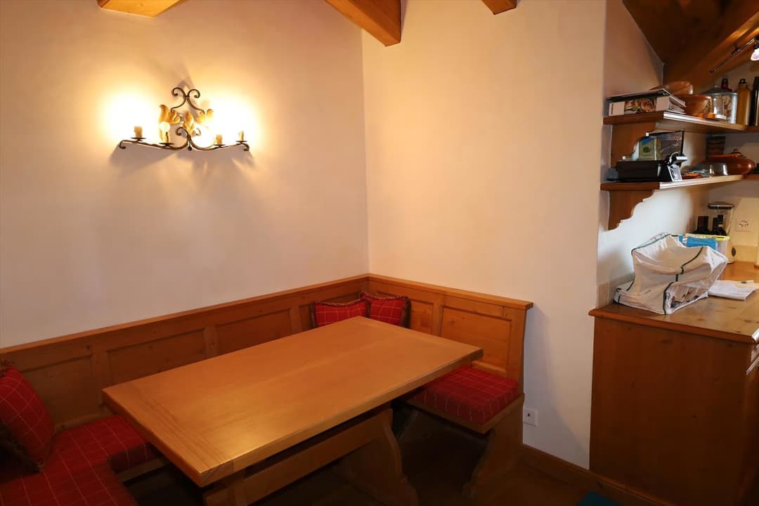 1075 – Appartement 5.5 pièces – 266.23 m²