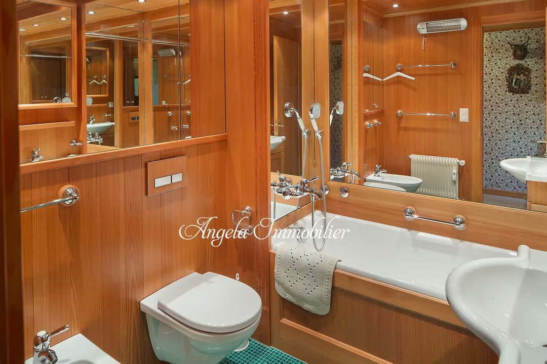 1027 – Appartement – 2900000CHF – 190m²