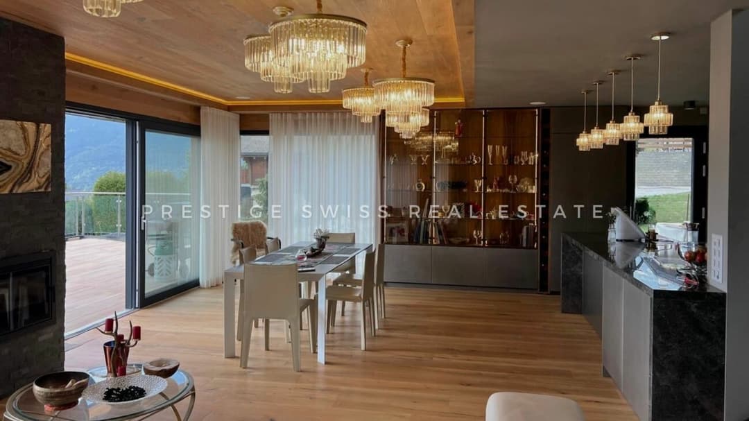 995 – Maison 7.5 pièces – 2400000CHF – 309m²
