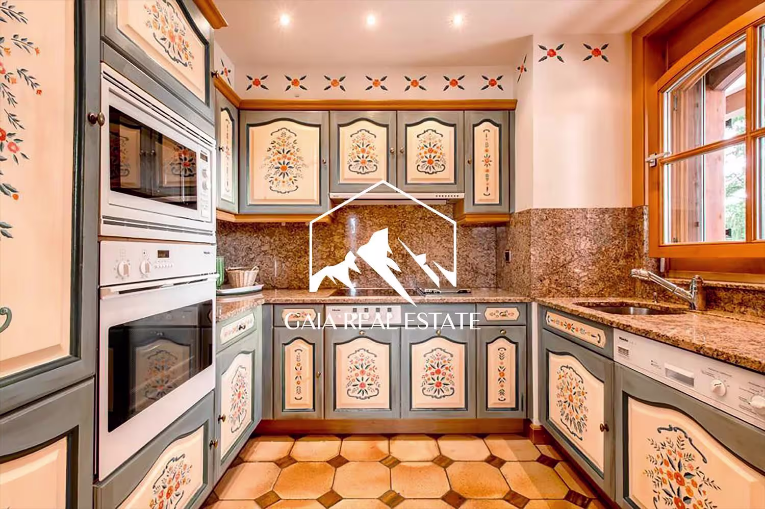 767 – Appartement – 165m²