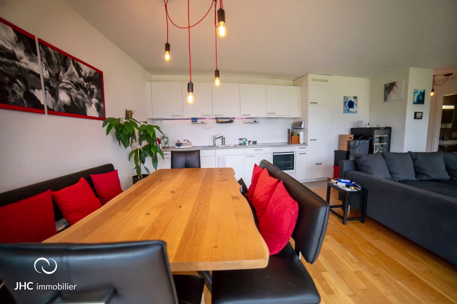 815 – Appartement 2.5 pièces – 1650CHF – 70m²