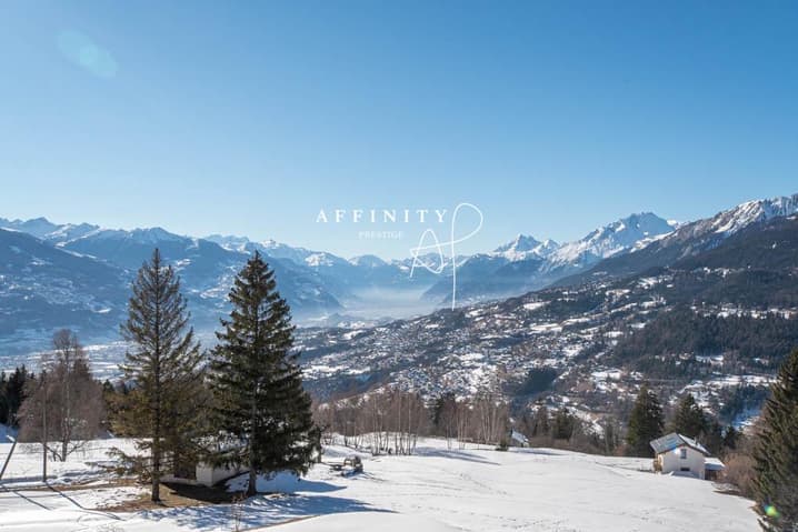 1072 – Appartement 8 pièces – 3200000CHF – 277m²