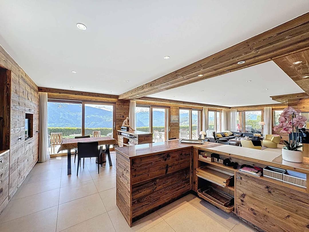 1054 – Maison 8.5 pièces – 5900000CHF -421m²
