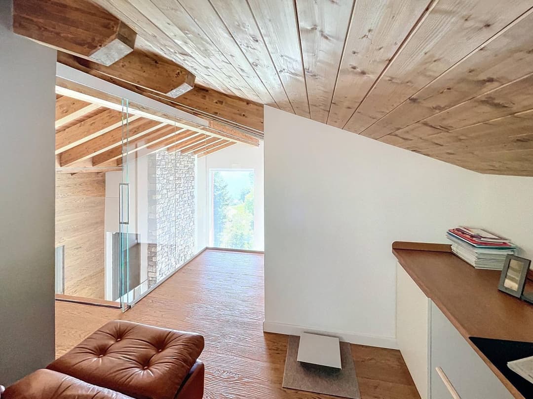 1015 – Maison 5.5 pièces – 3360000CHF – 350m²