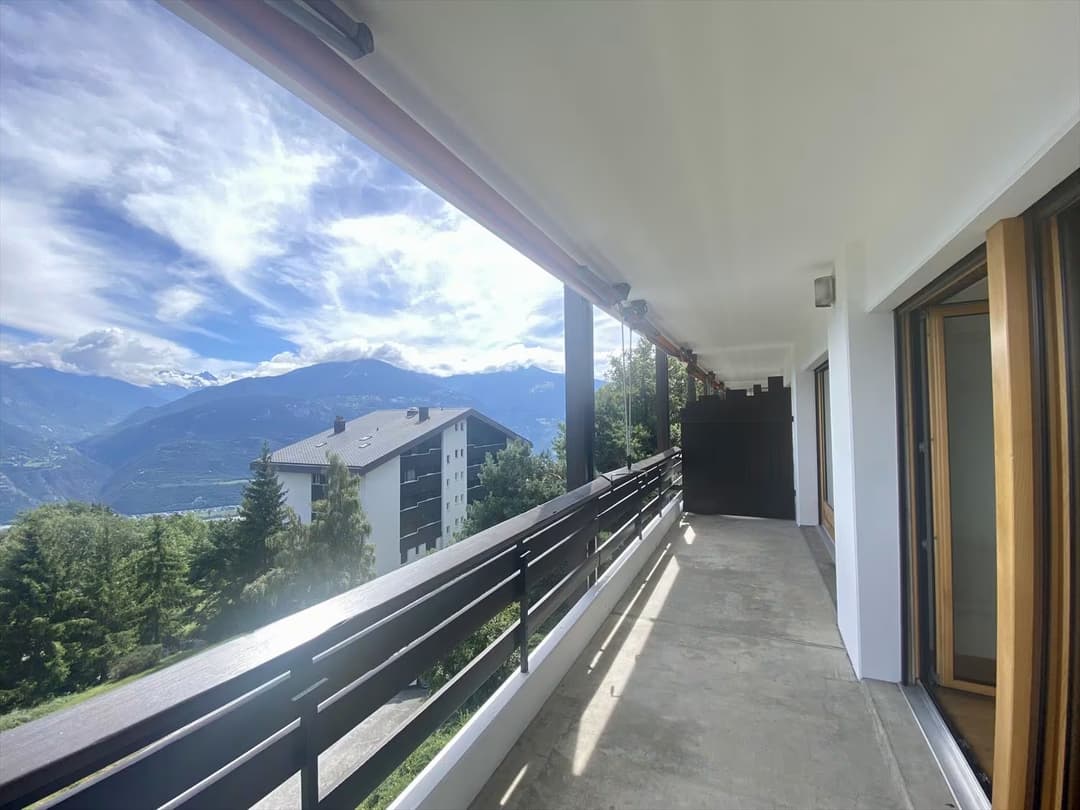 1030 -Appartement  -4.5pièces  – 675000 CHF  -96 m²
