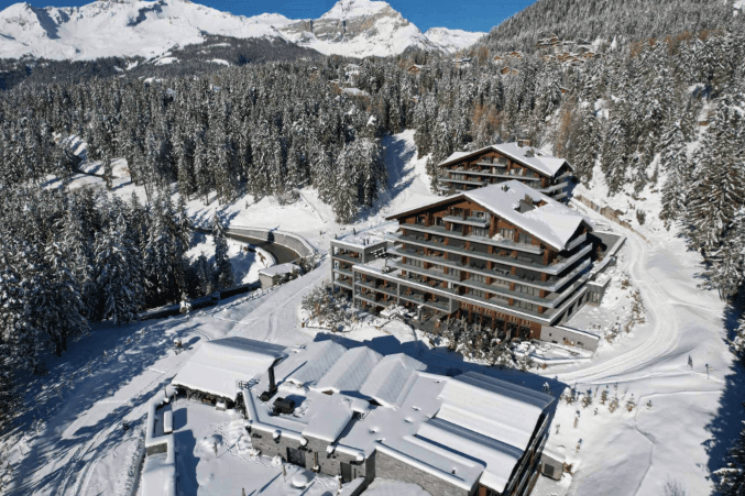 1098 – Appartement 4 pièces – 268.50 m²