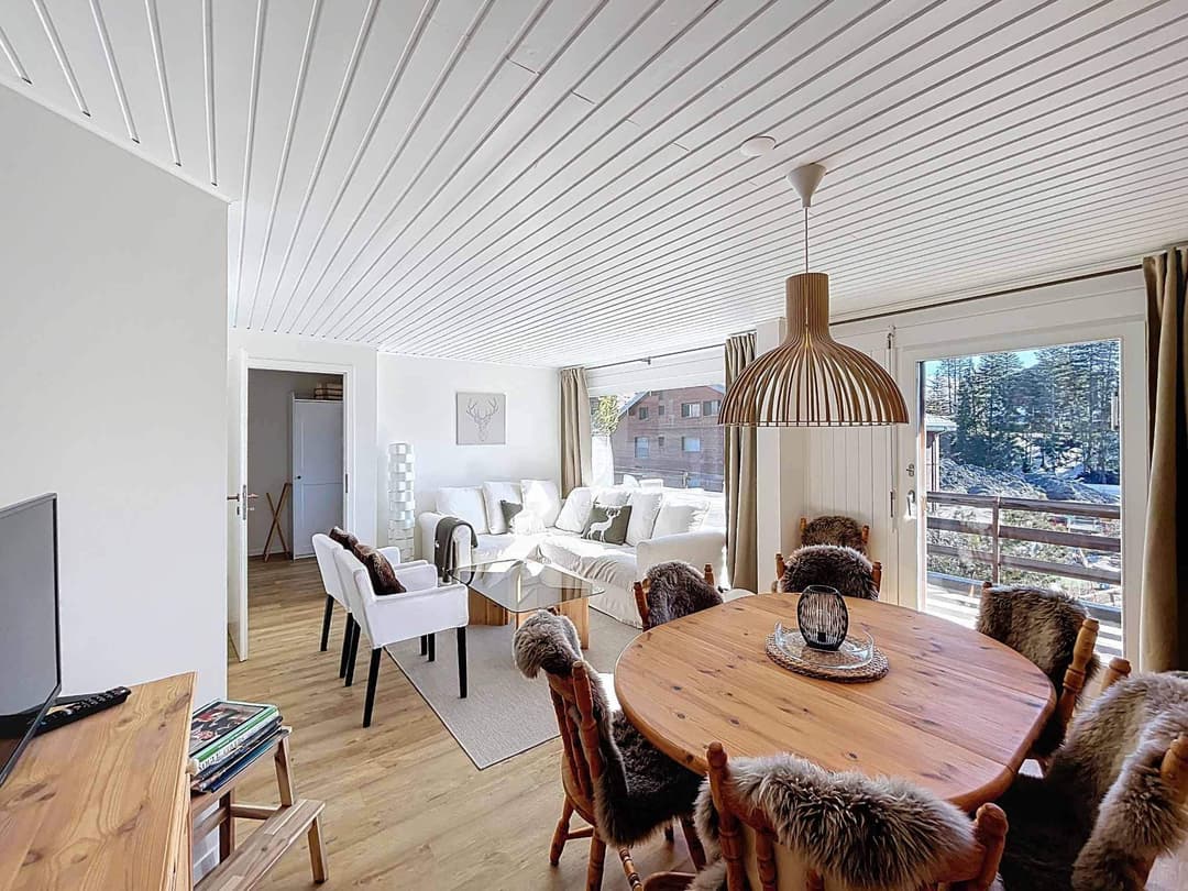 1101 – Appartement 4.5 pièces – 890000 CHF – 83.5 m²