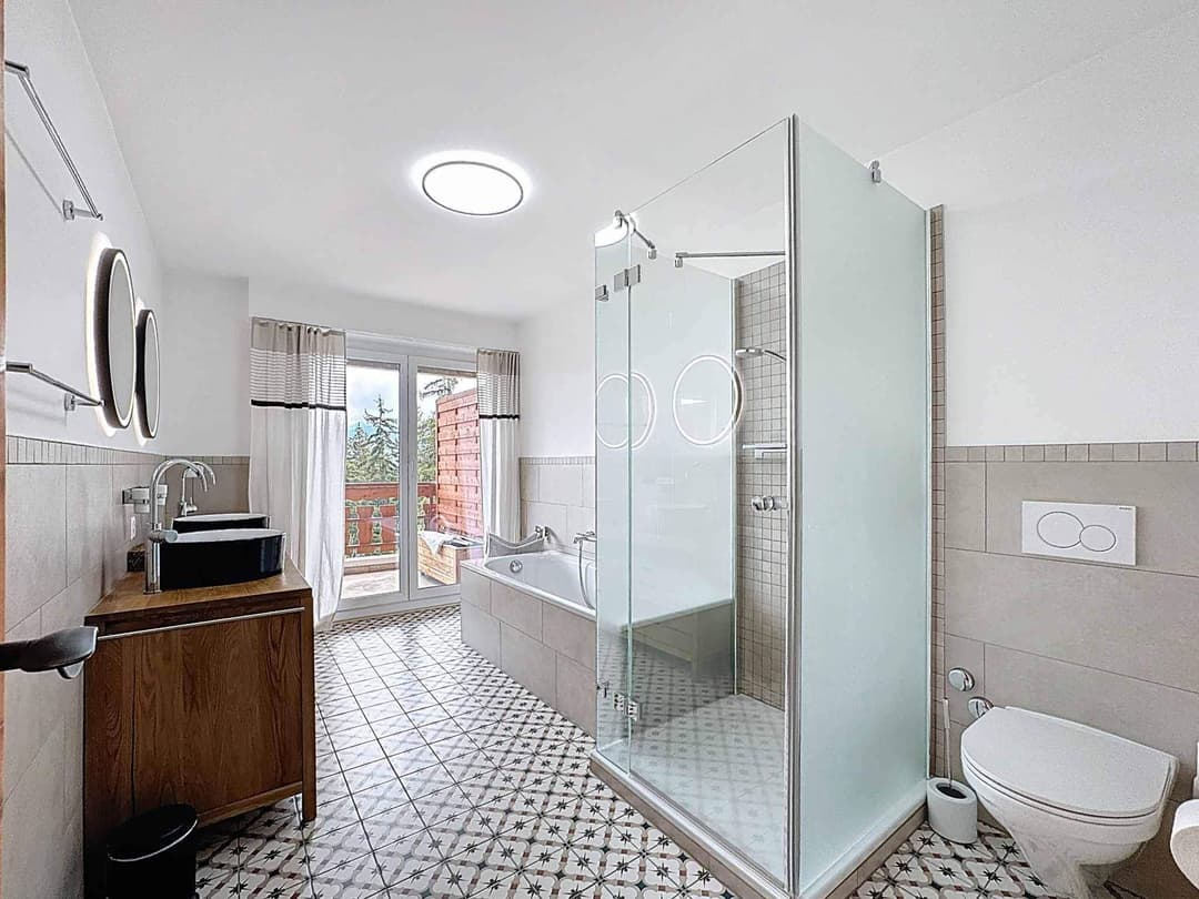 1106 – Appartement 5.5 pièces – 189.5 m²