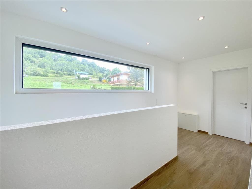 871 – Maison 5.5 pièces – 4500 CHF – 300 m²